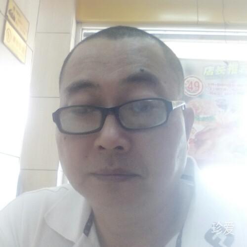 溪水難忘向東流