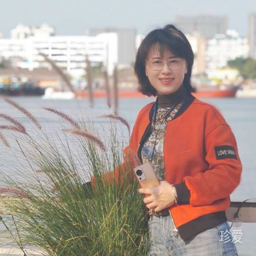 冰露小丫