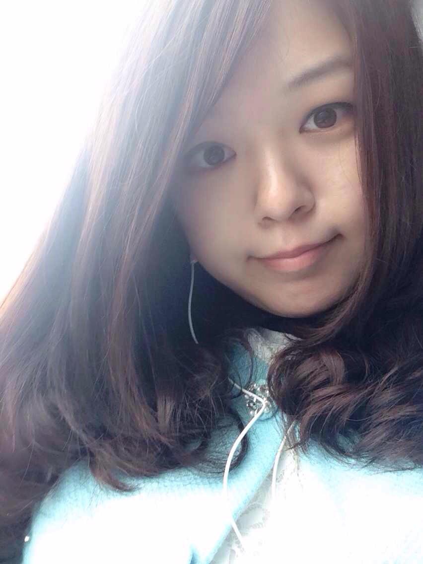 走在冷風(fēng)中