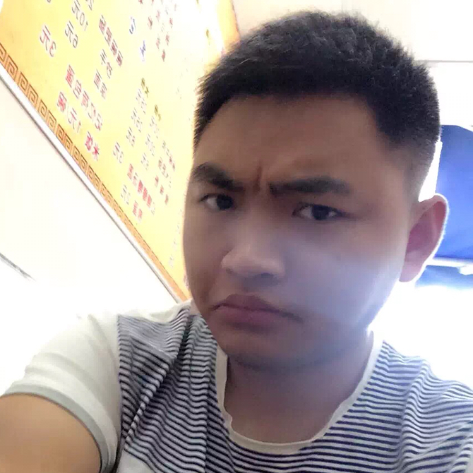 慕月白