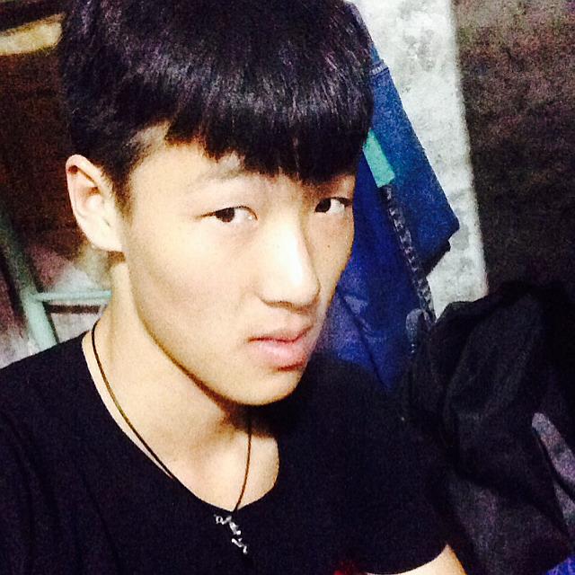 站在高处向下望，好晕