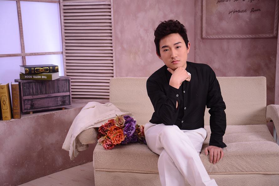 一抹淡淡锝微笑