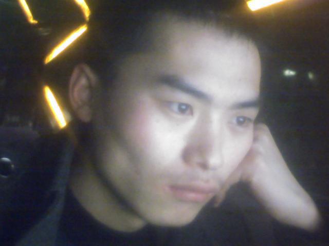 天不黑烟花不完美