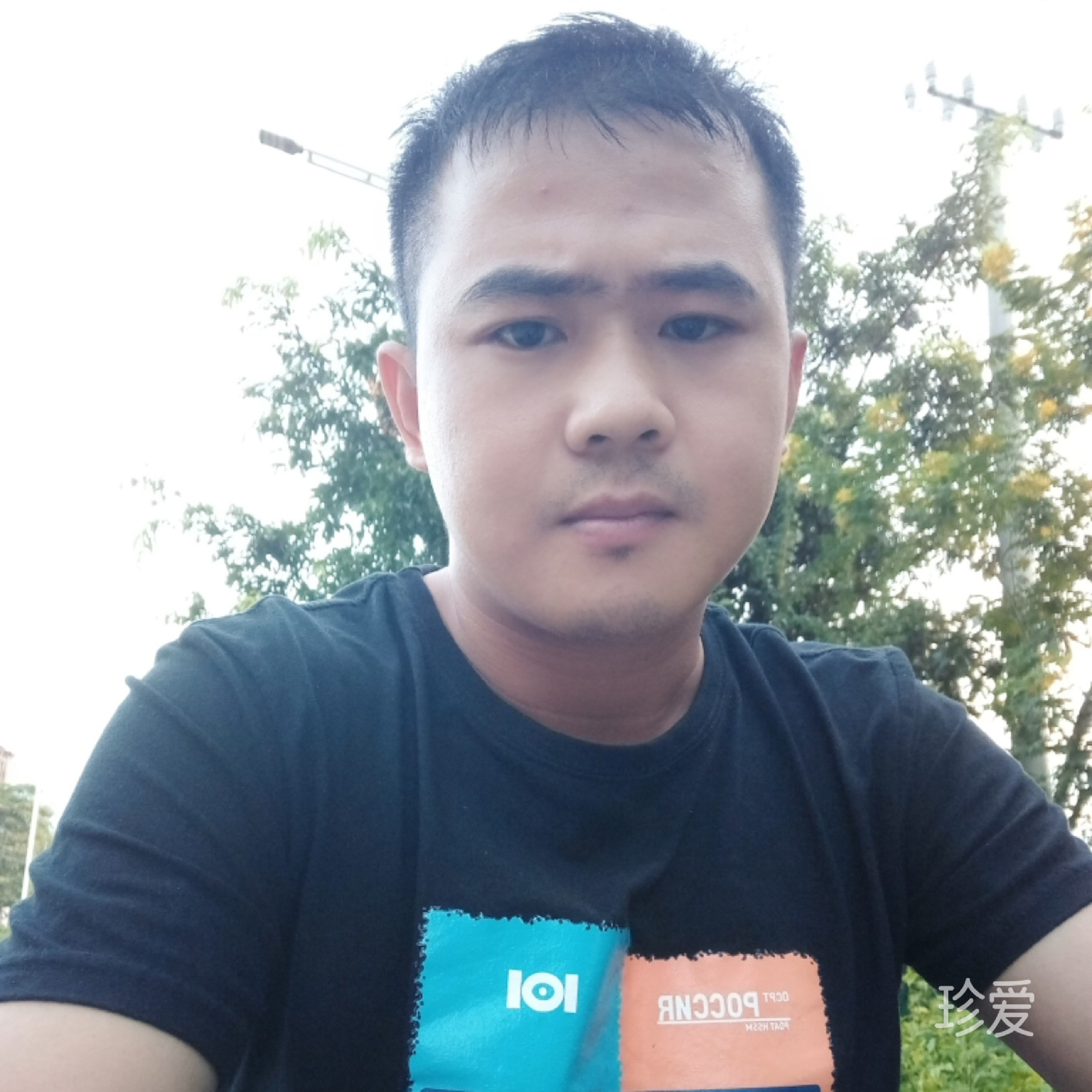 沉默得太應(yīng)該