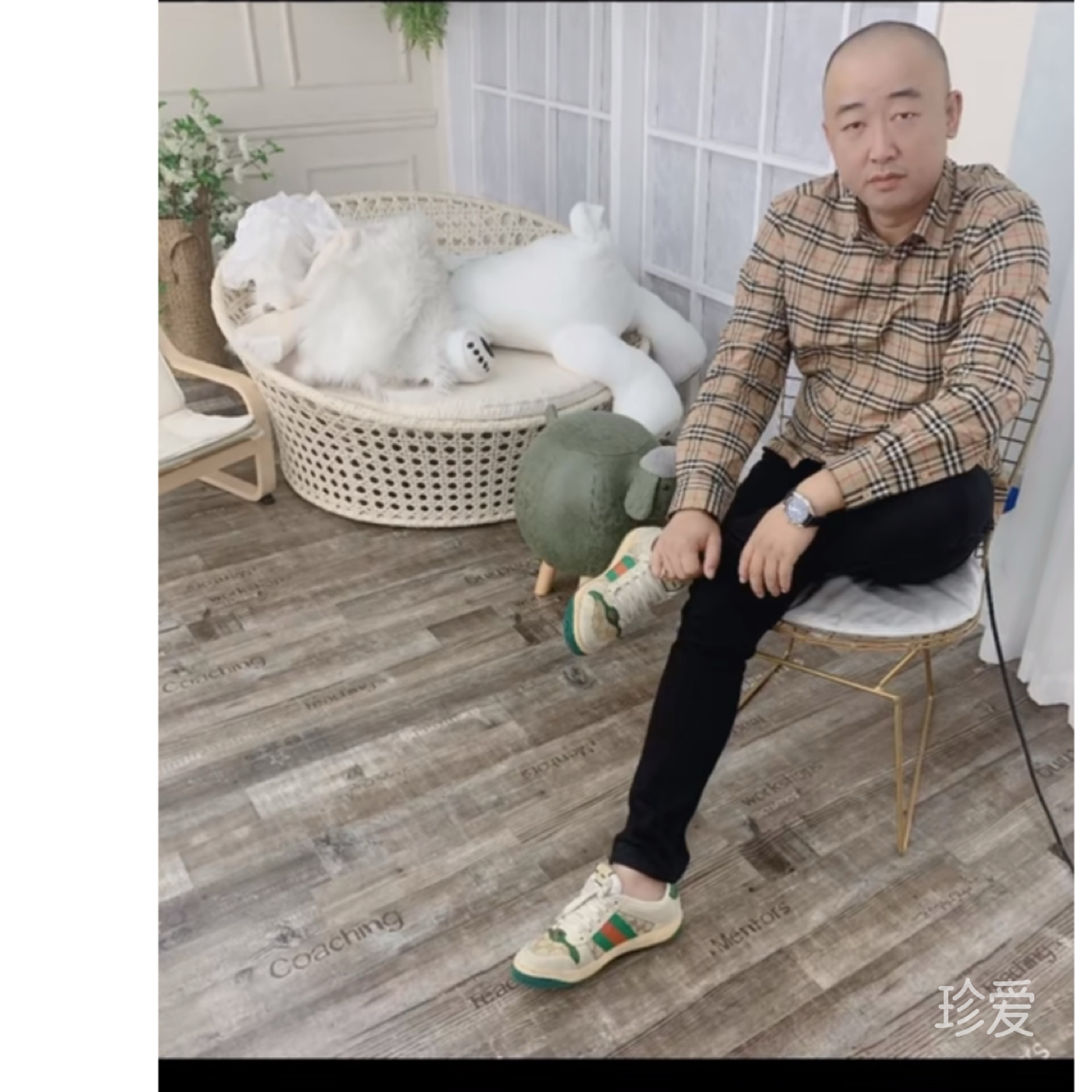 烟圈里的洒脱