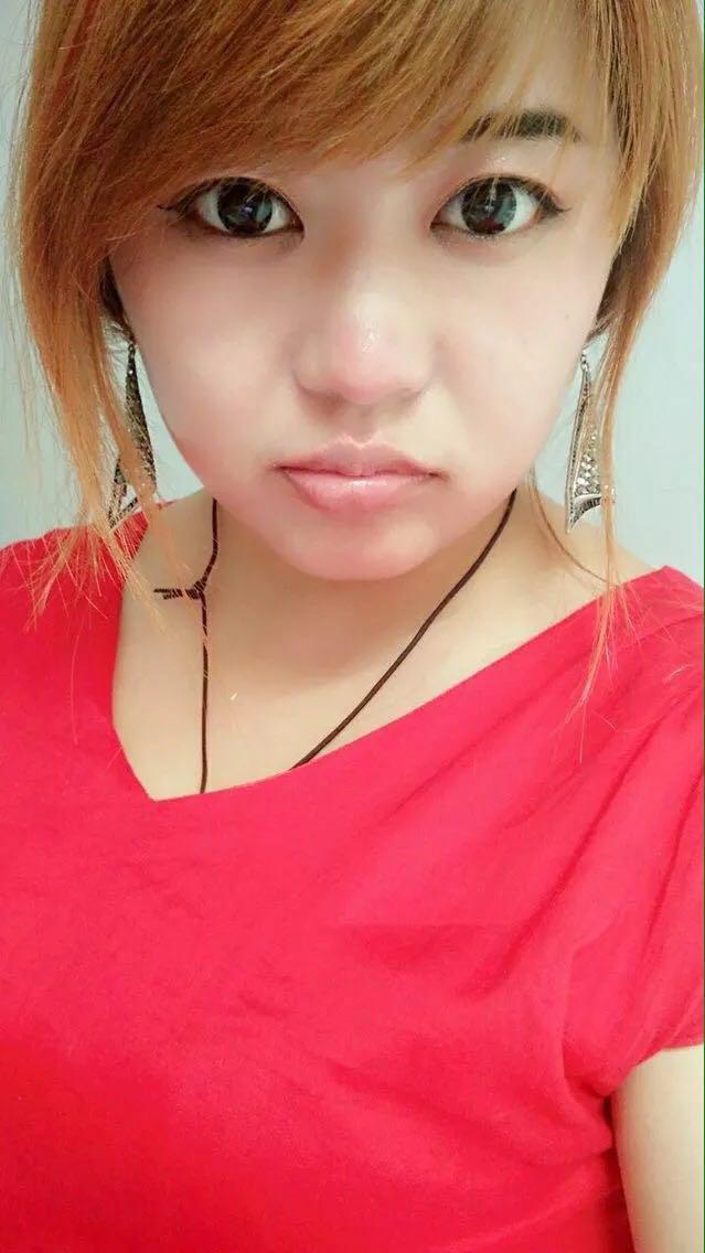 浅红深蓝