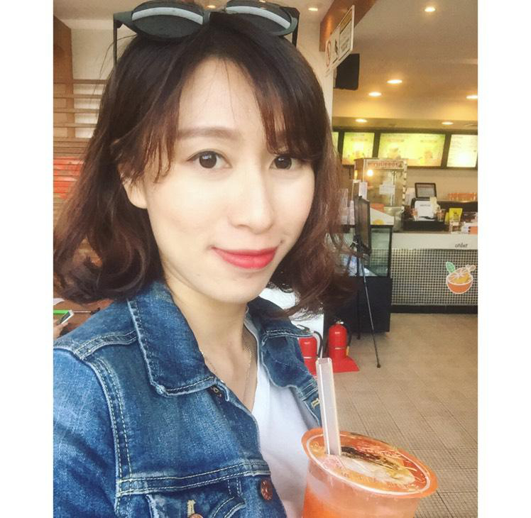 不愿早睡的女神经