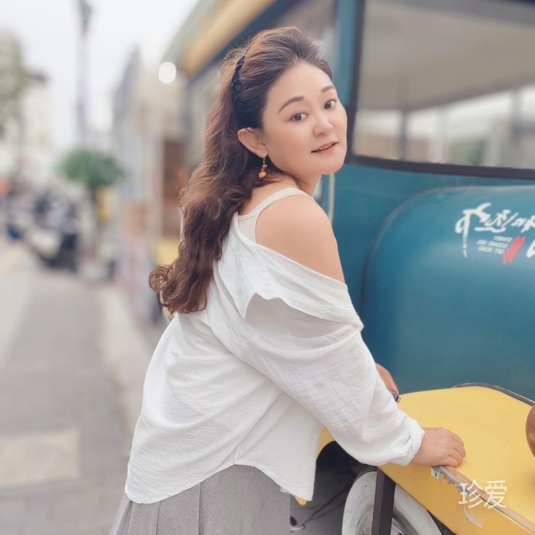 秋伊叶儿