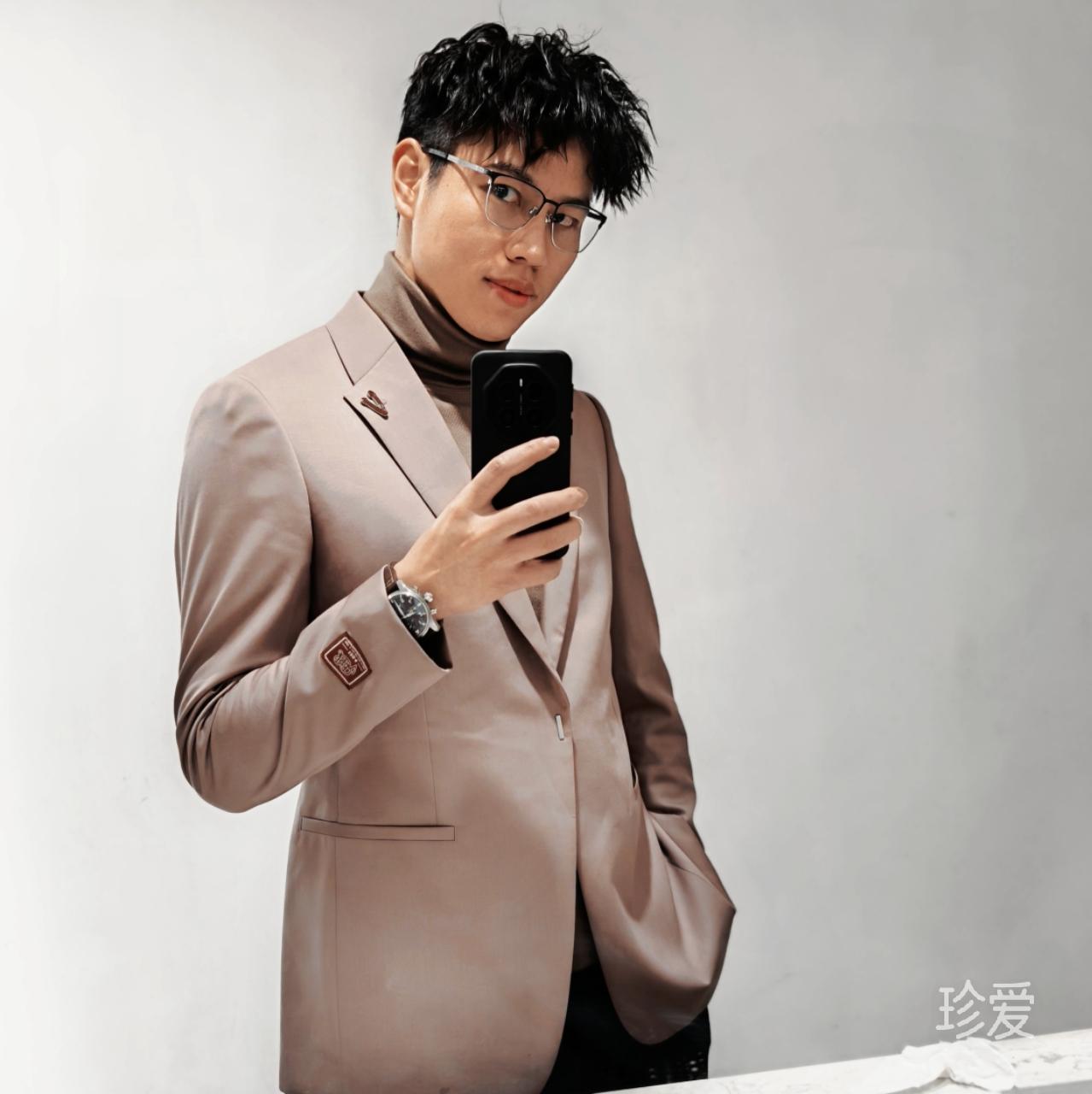 嗨請叫我梁先生