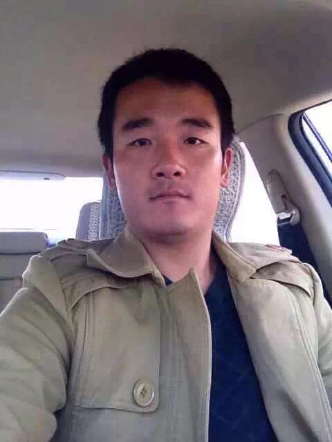 不經(jīng)滄桑怎成男人