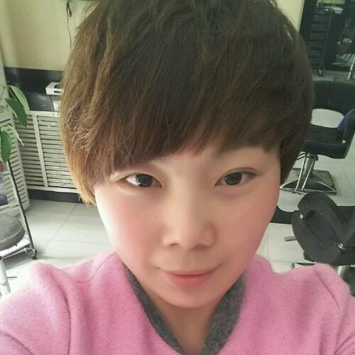 没人爱的丑女人