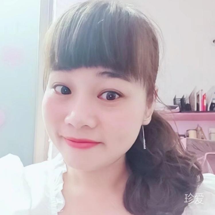 月亮上的小螞蟻