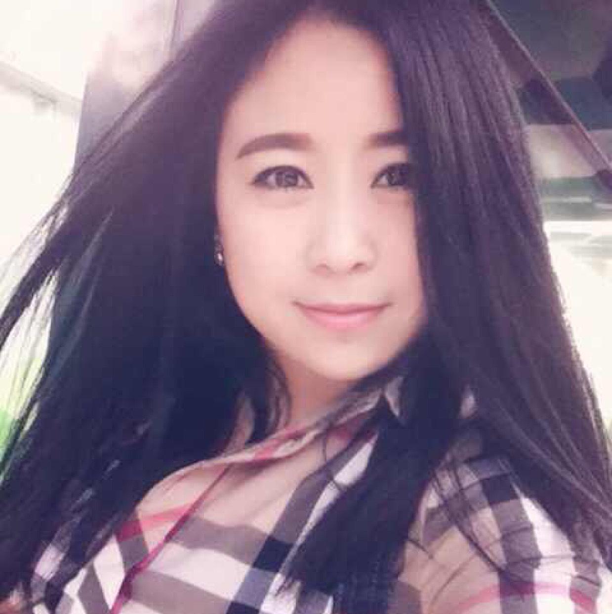 愛發(fā)呆的寶寶