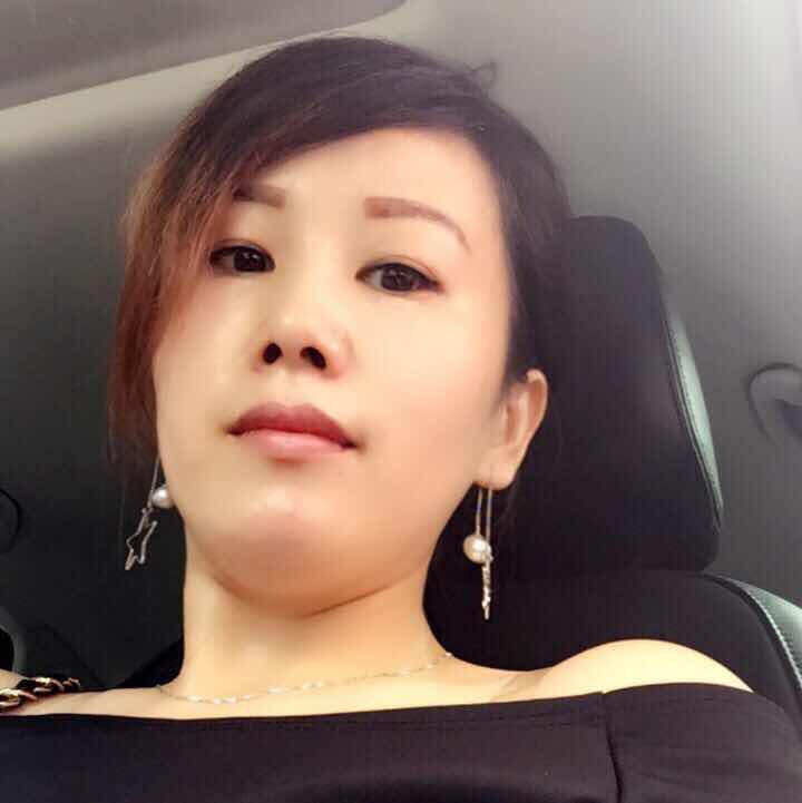 在路上行走的魚(yú)