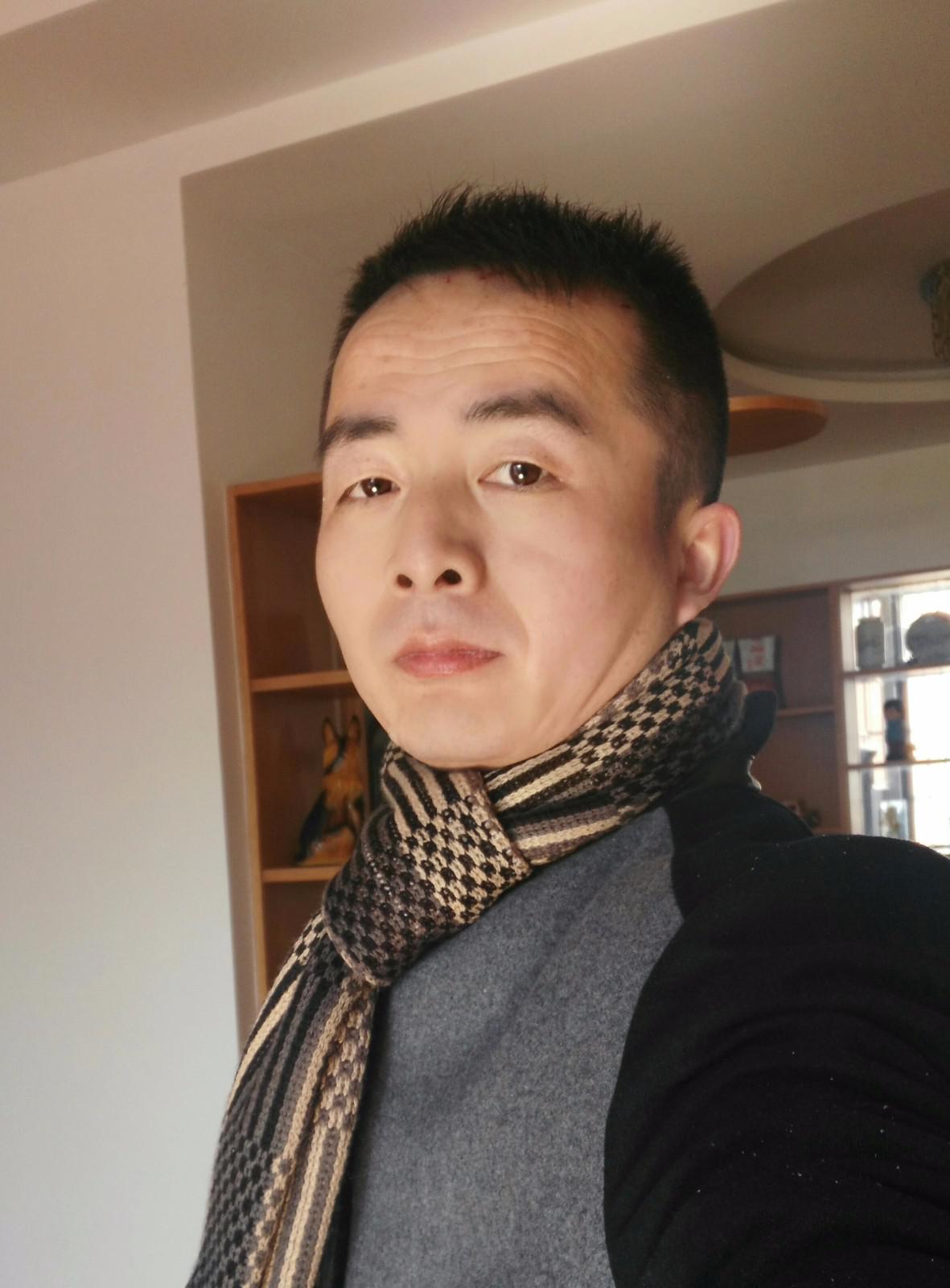 38岁未婚男征婚照片(id:88997739)_安徽芜湖征婚交友_珍爱网