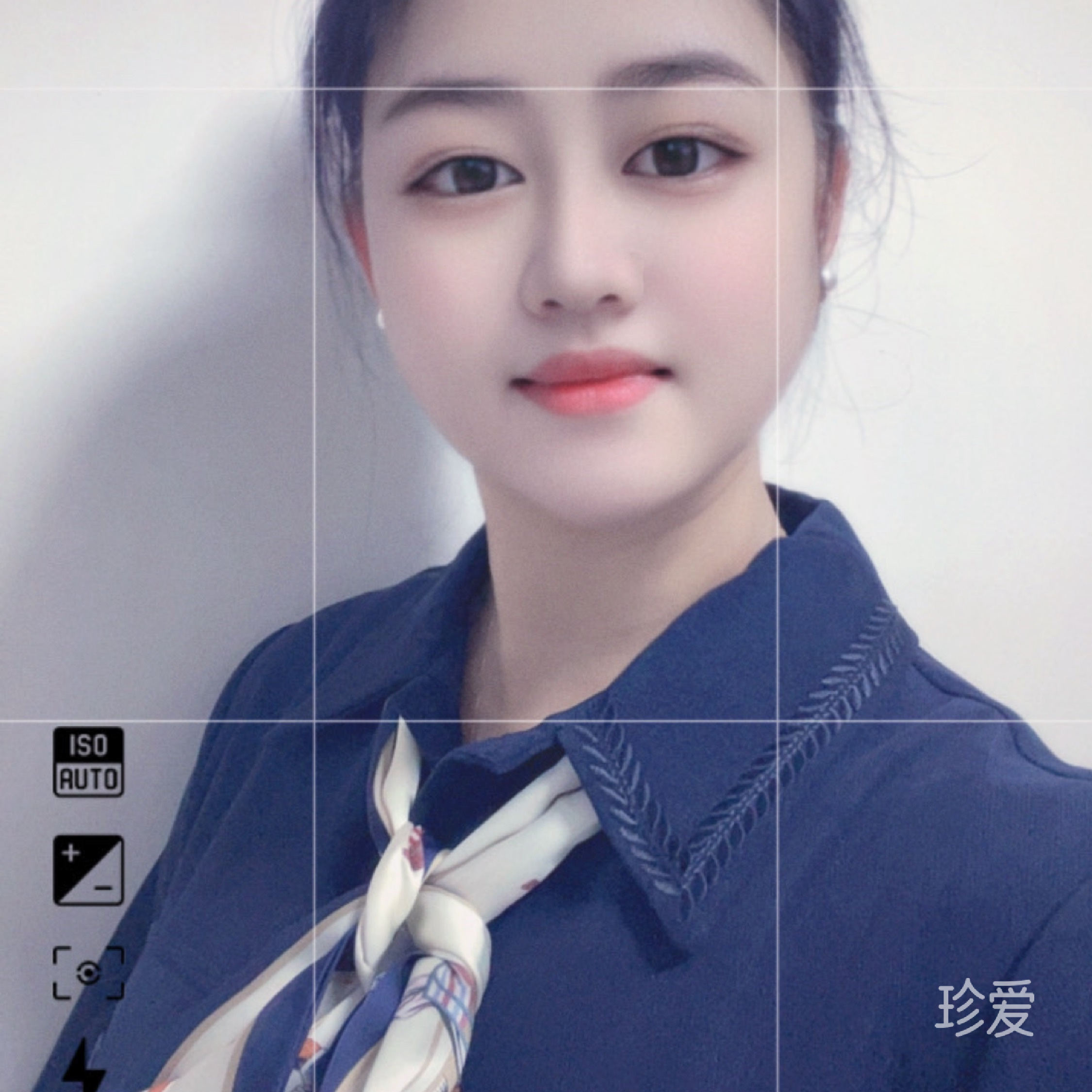 樂意Li