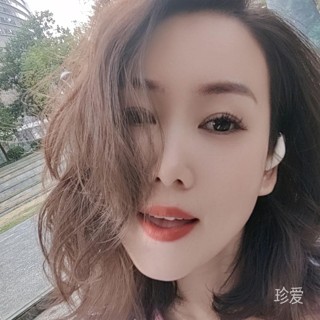 书柠满心欢喜