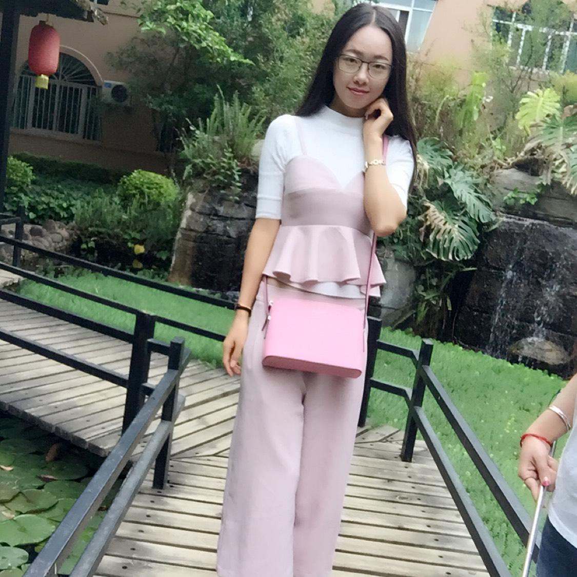 小雪资料照片_云南曲靖征婚交友_珍爱网