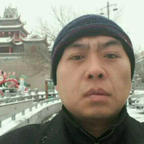 一夜小楼听雨声