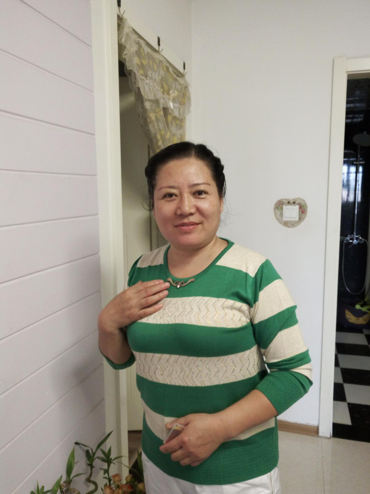 53岁离异女征婚照片(id:90101520)_陕西西安征婚交友_珍爱网