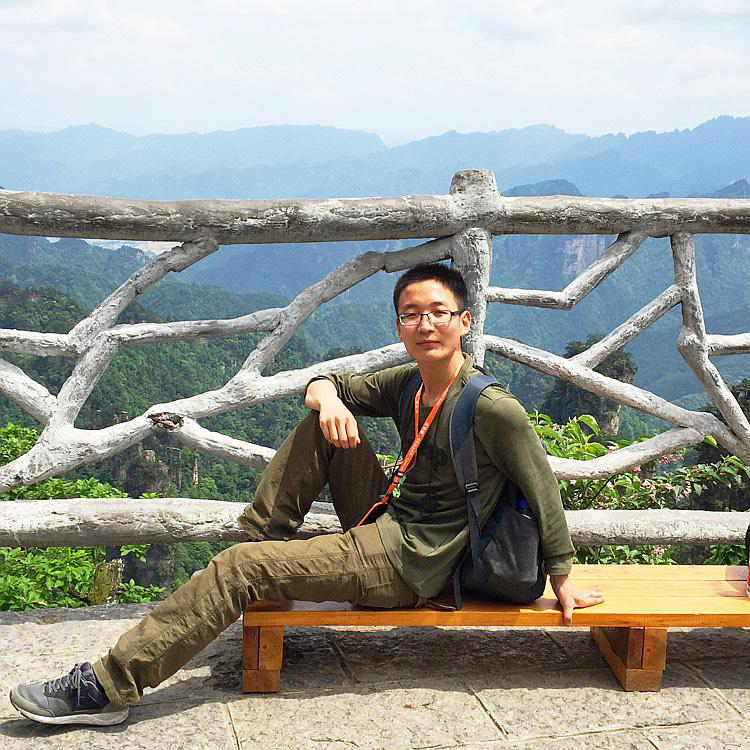 牽著狗狗看日出