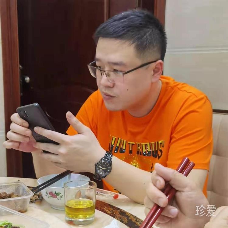 阿伟