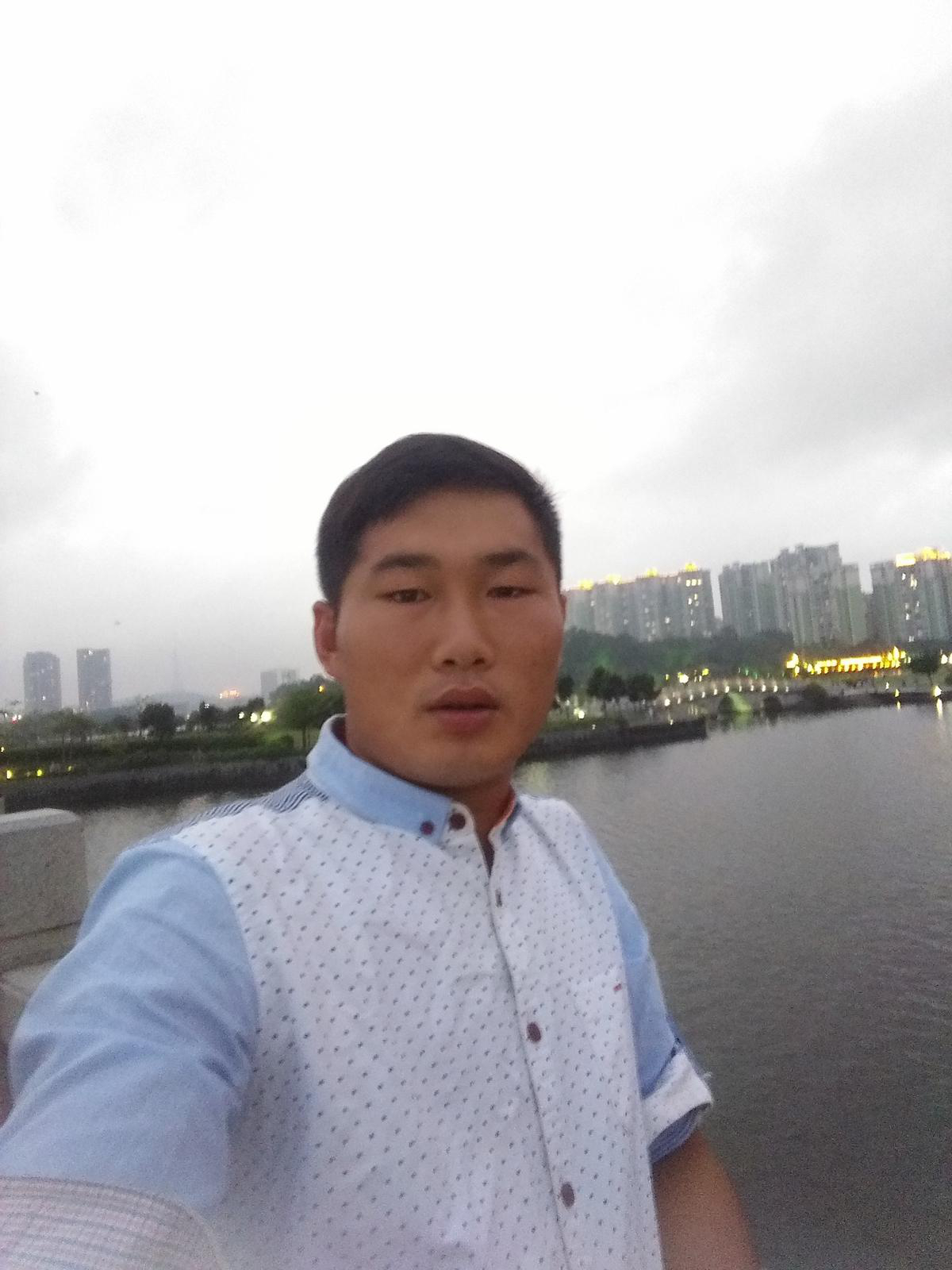 多一點(diǎn)微笑