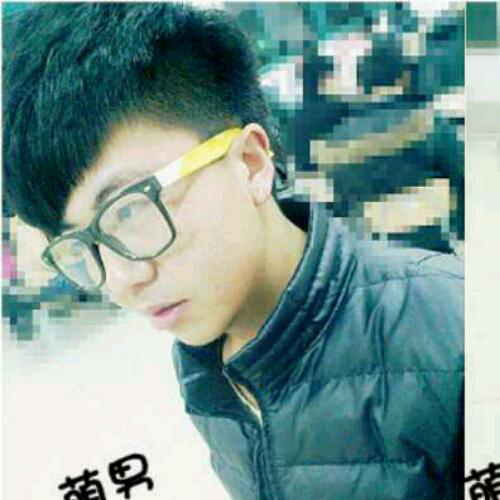 最喜欢吃菠萝丶