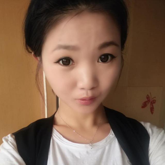 愛微笑的單親媽媽