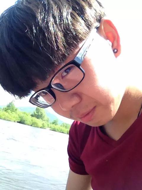 大海親吻著鯊魚