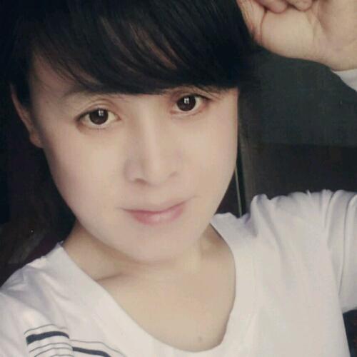 爱上天空的云朵