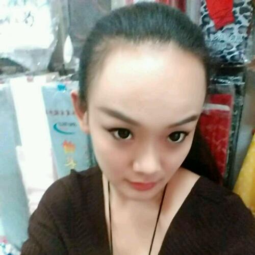 長(zhǎng)發(fā)及腰