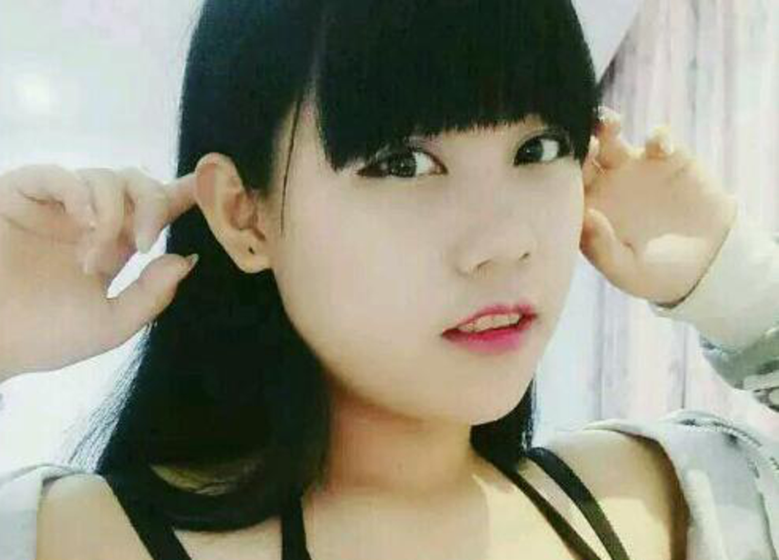 超粘人的小喵怡