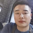 走在冷風(fēng)中