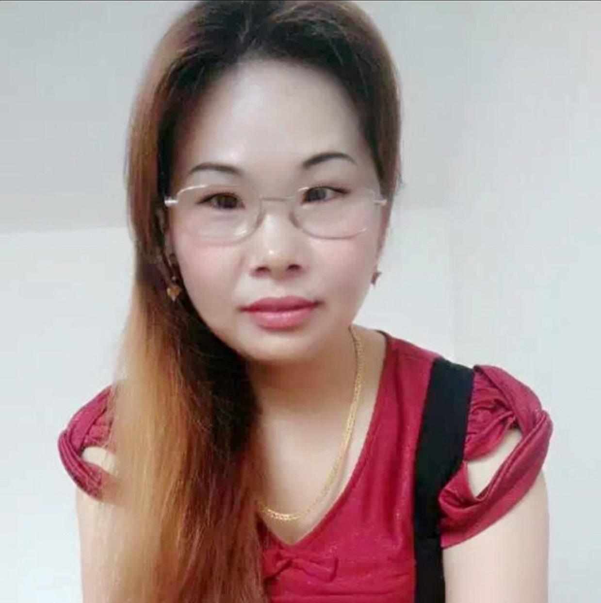 孤軍奮戰(zhàn)的女郎