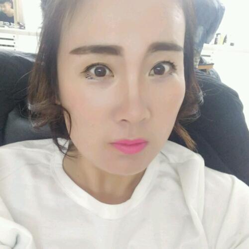 日月明美發A菲兒