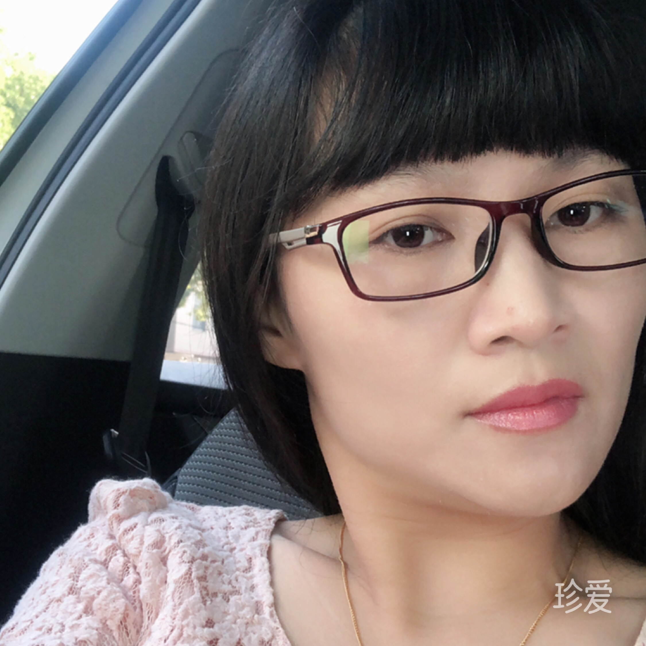 穿高跟鞋的小姐姐