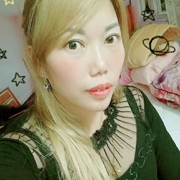 落花有意君无心