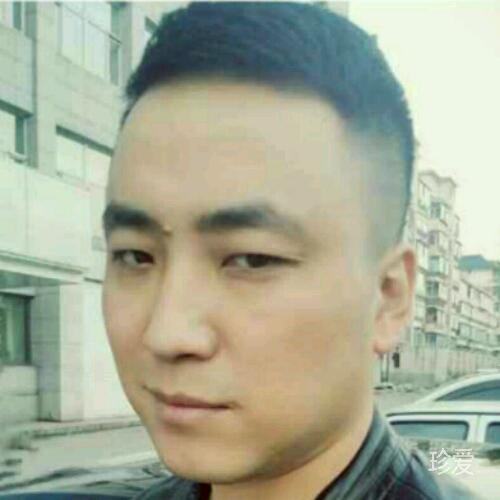 黑夜游走寂寞徘徊