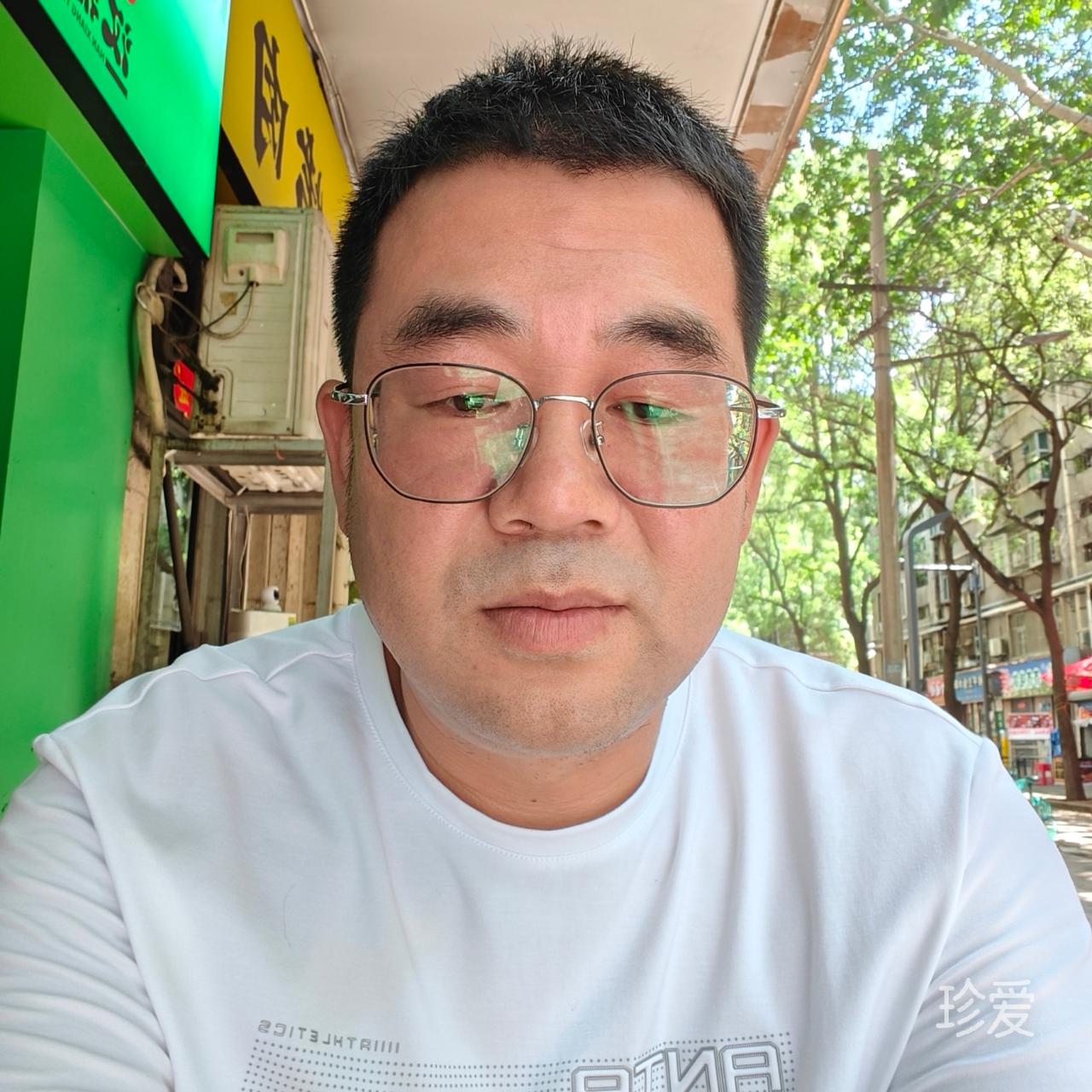 霍某某