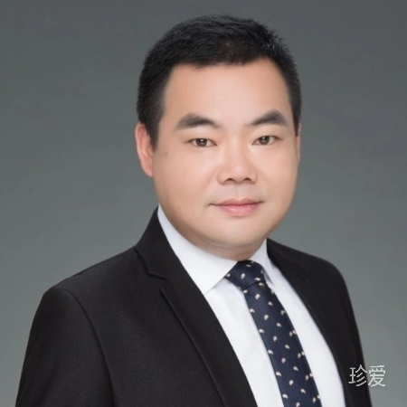 煙草味的白襯衫