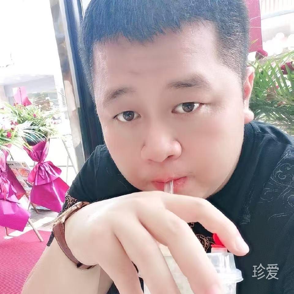 微胖的暖男
