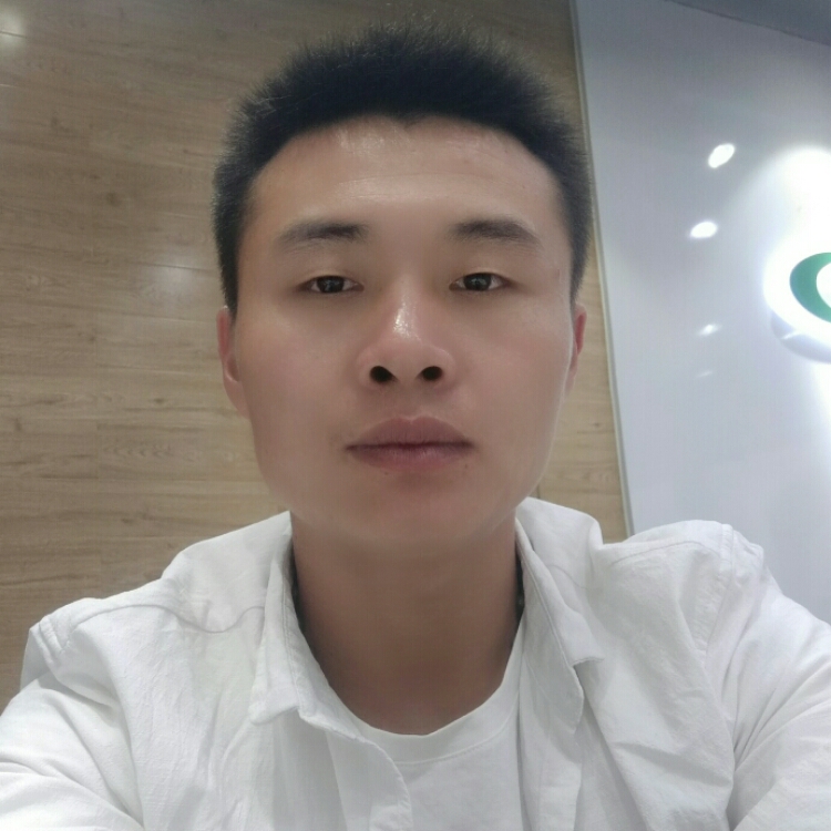 李潇潇