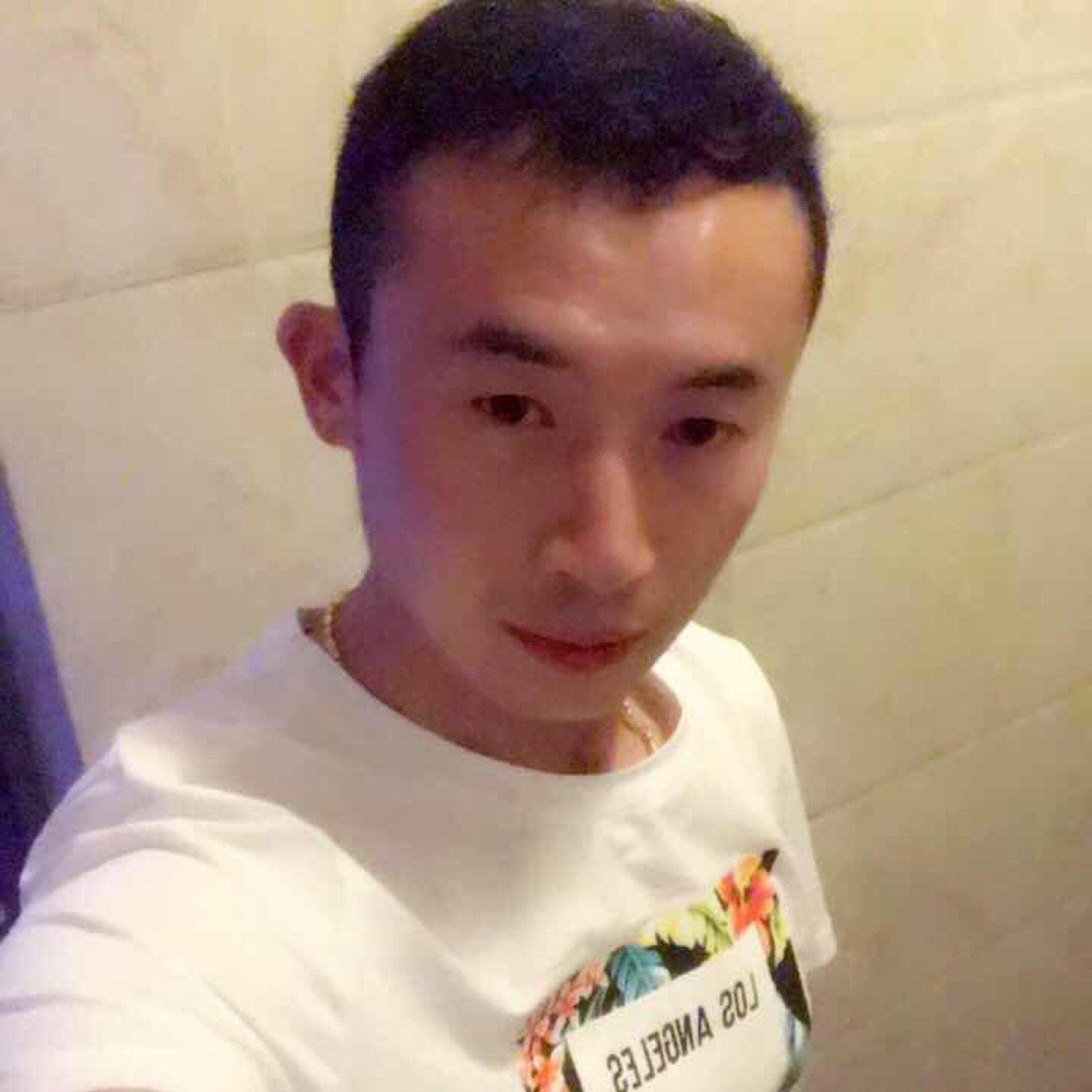 低調(diào)的男生