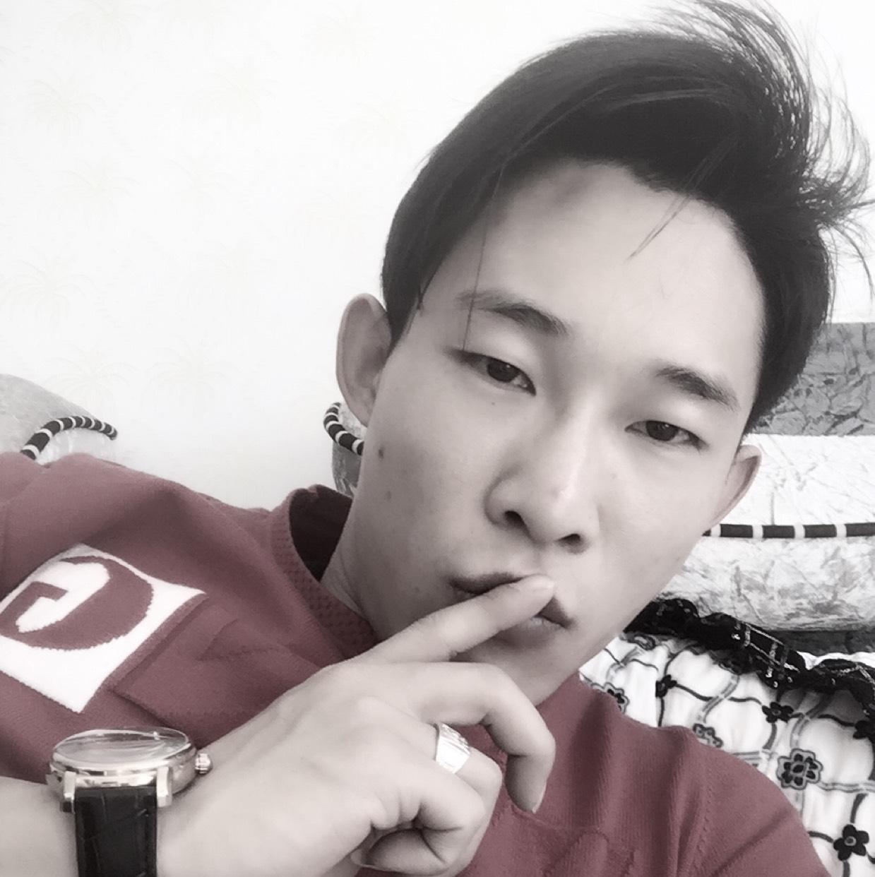 朕不死爾等均是妃