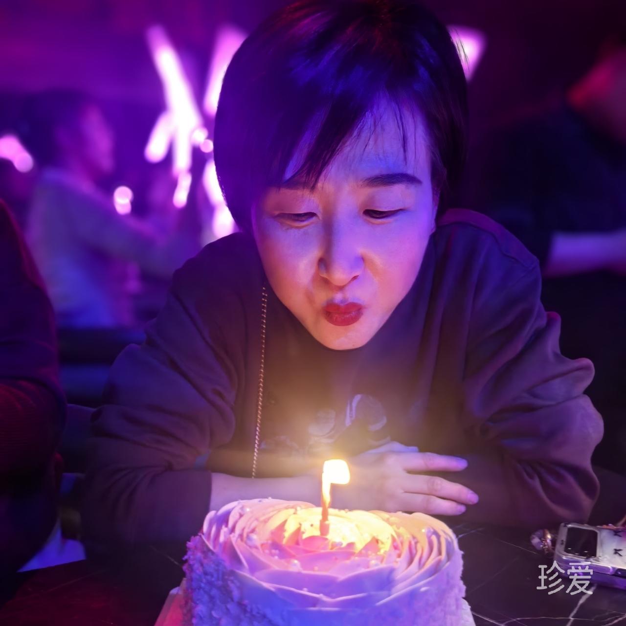 娜些花儿