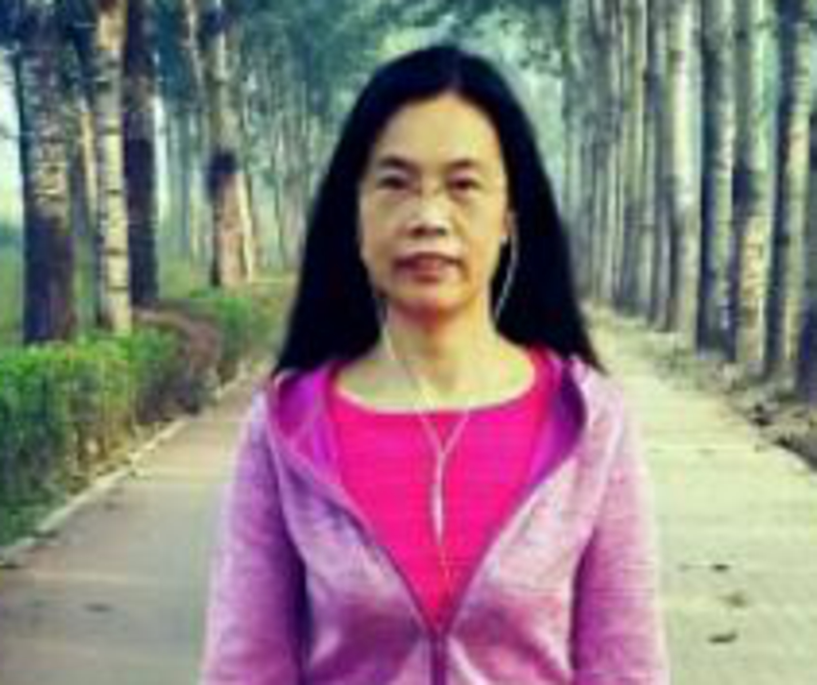 長(zhǎng)發(fā)飄逸