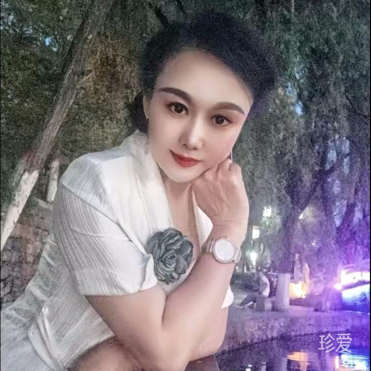 映日荷花