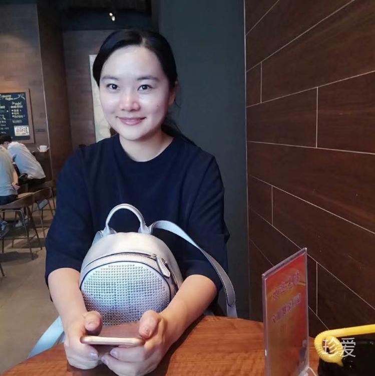 飛花入夢了無痕