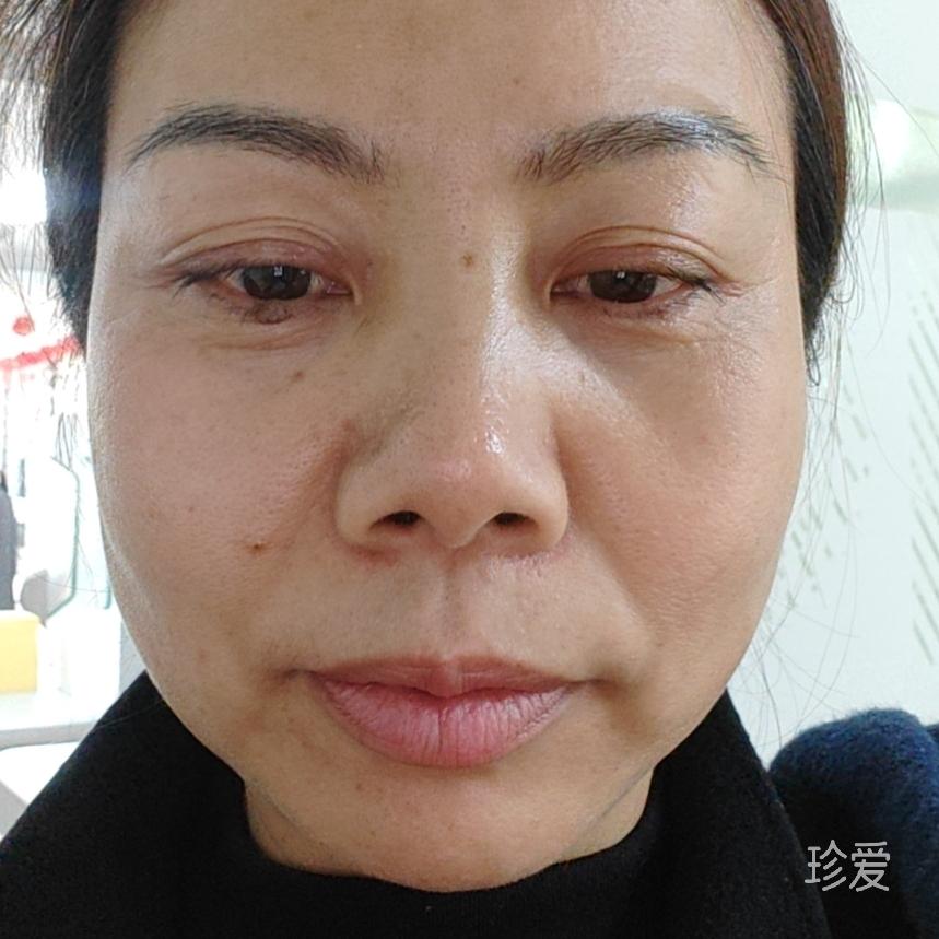 喜欢天空的颜色